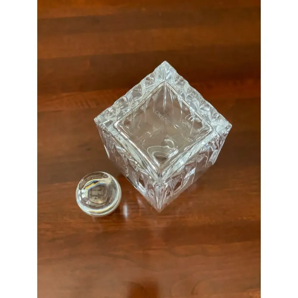DaVinci Crystal Diamond Cut Faceted Whisky Decanter 25 oz